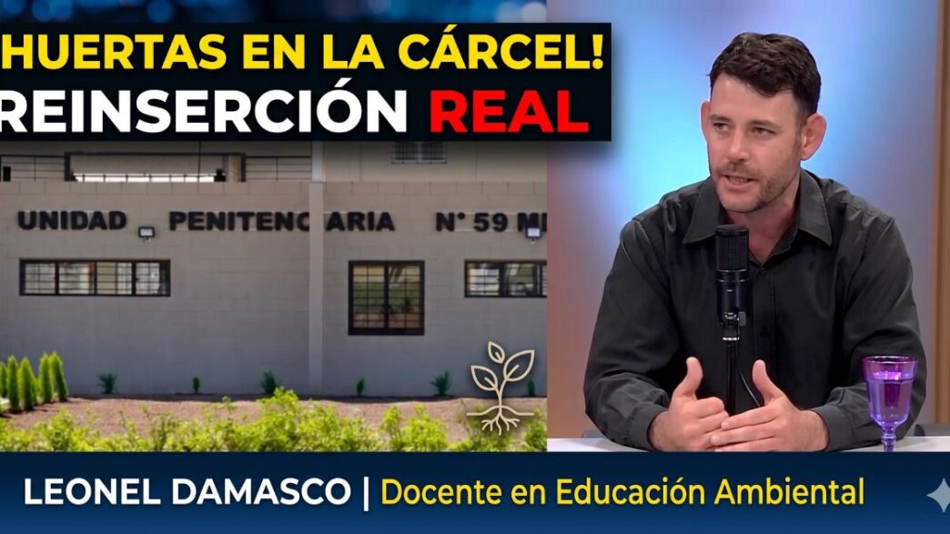 Leonel Damasco docente de Merlo explicando el proyecto de agroecología y huertas en las unidades penitenciarias 60 y 69 de Merlo.