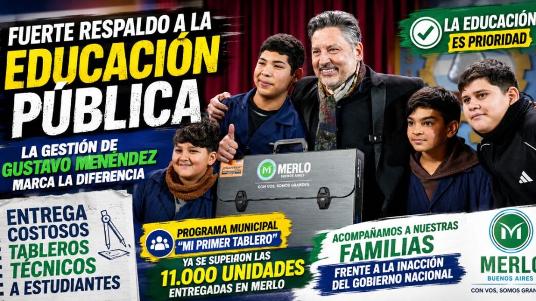 Intendente Gustavo Menéndez entregando tableros técnicos gratuitos a estudiantes en Merlo. Programa Mi Primer Tablero.
