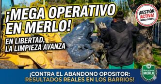 Operario municipal trabajando en la recolección de residuos en Merlo con una pala mecánica, demostrando una gestión activa en el barrio Libertad frente al abandono opositor.